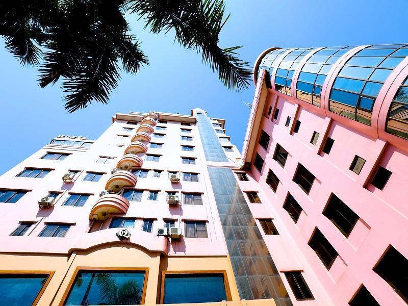 Queen'S Park Hotel Янгон Экстерьер фото